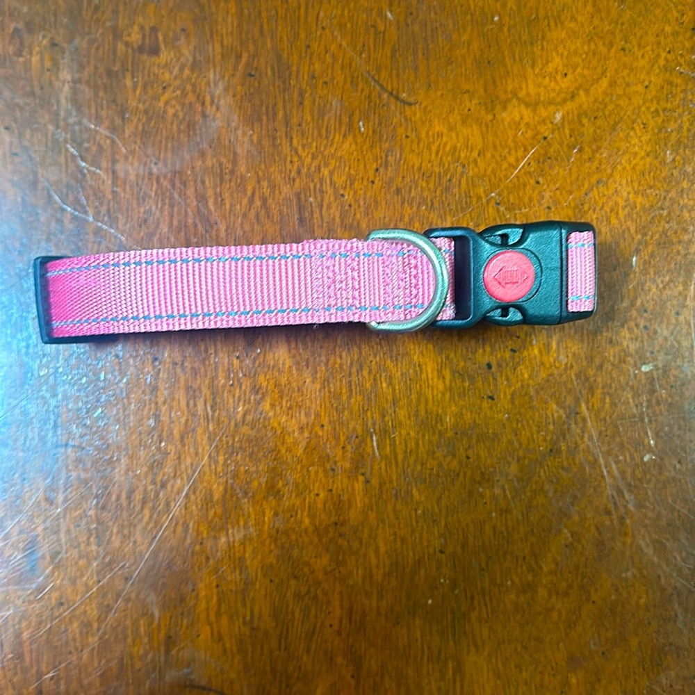 Pink collar